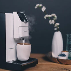 NICR 796 CafeRomatica -Kaffeeserie Geschäft 104638 104638 nivona nicr 796 weiss mood seite