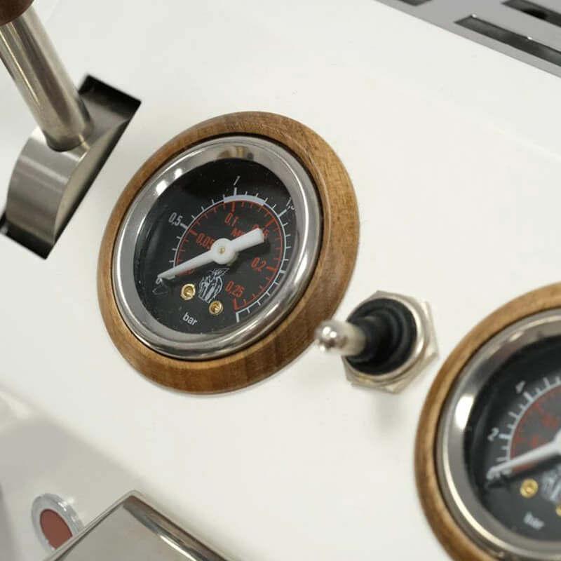 Family Home V3 Weiss + Holz 2 Family Home V3 Weiss + Holz – Bild 2